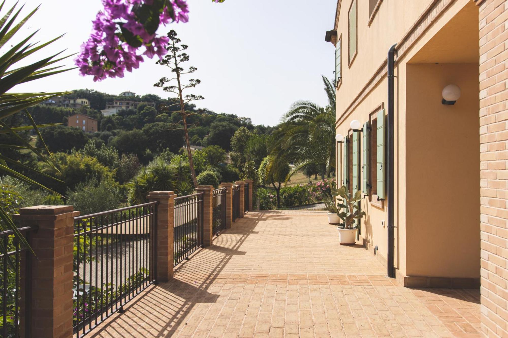 Villa Mariposa Civitanova Marche Extérieur photo